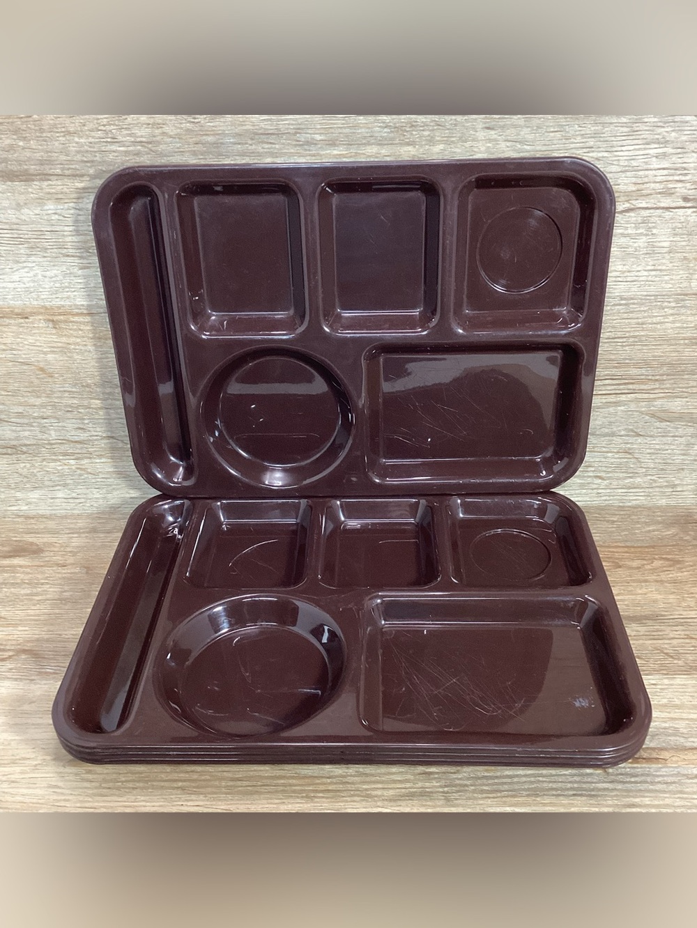 Heavy Plastic SiLite Compartment Lunch Trays Set of 4